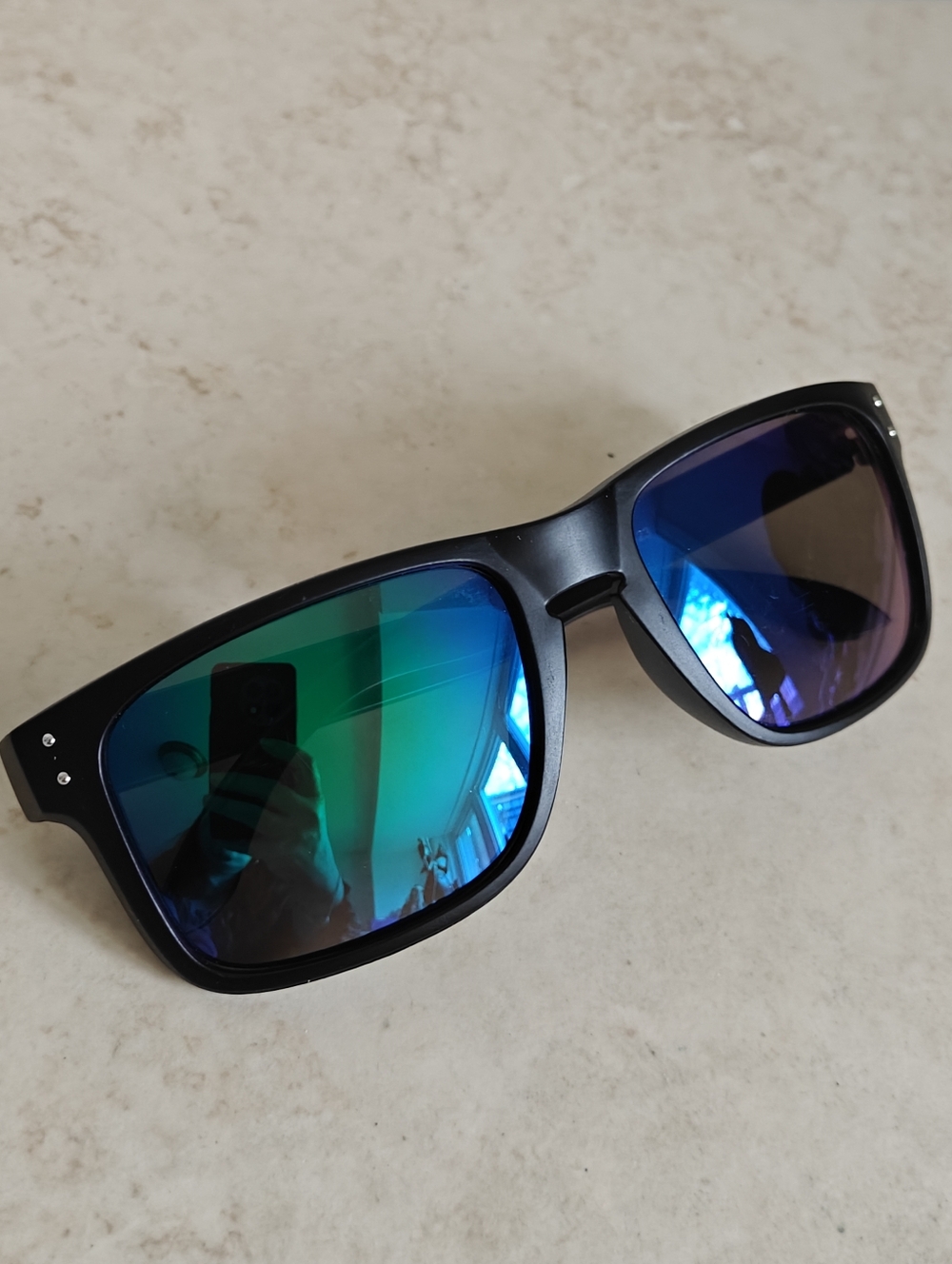 Authentic Oakley Holbrook XL Polarized sunglasses Made in USA
